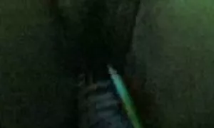 دو سکی متحرک زن بپرسید هر یک از دیگر بپرسید