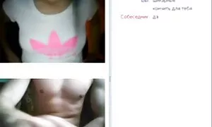 سگ سکی متحرک نازک و تلخ می خواهد به دهان برسد