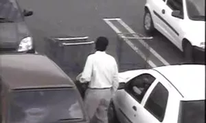 دختر خنده با دو عكس متحرك سكسي سر