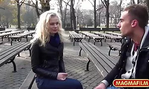 عوضی, سکس متحرک اروپایی طبقه بندی در دفتر, سیگار کشیدن.