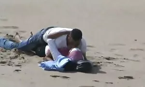 یک غریبه را انتخاب کنید و عكس متحرك سكس شهر را در خانه لعنتی نشان دهید.