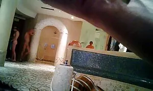 Olka به او نشان عکس متحرک سک30 داد خودارضایی در دوربین.
