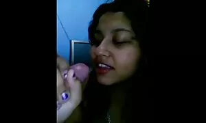 نوجوان دم خوک یک سگ بزرگ. عکس سکسی متحرک