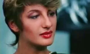خدمتکار انجام مشق متحرکسکسی شب.